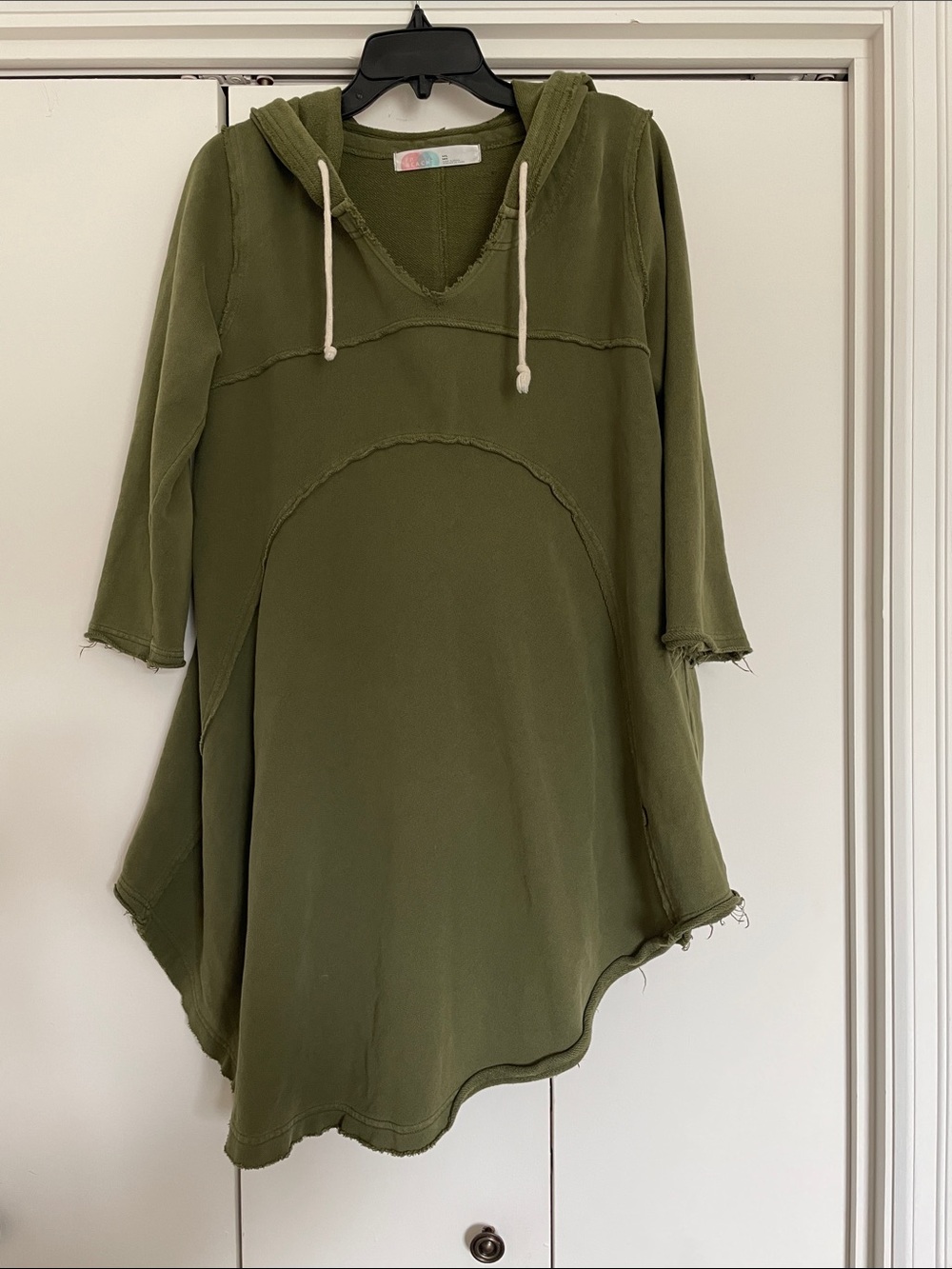 Free People Beach Pull Over Asymmetric Sweatshirt Hoodie in Green 100% Cotton